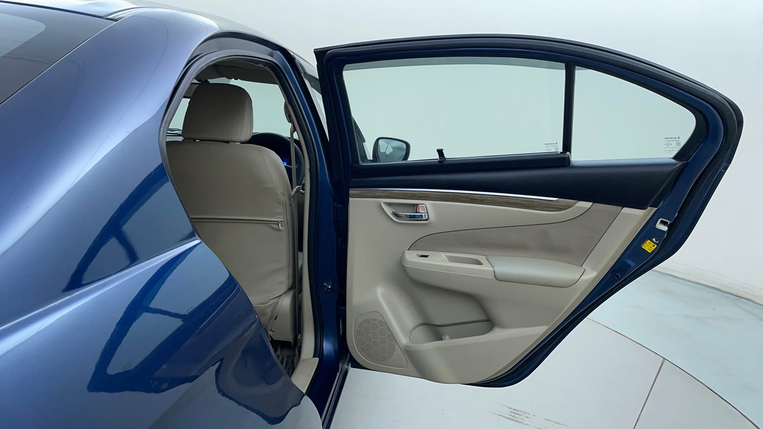 Used 2018 Maruti Suzuki Ciaz Zeta Hybrid 1.5 AT Petrol Automatic interior RIGHT REAR DOOR OPEN VIEW