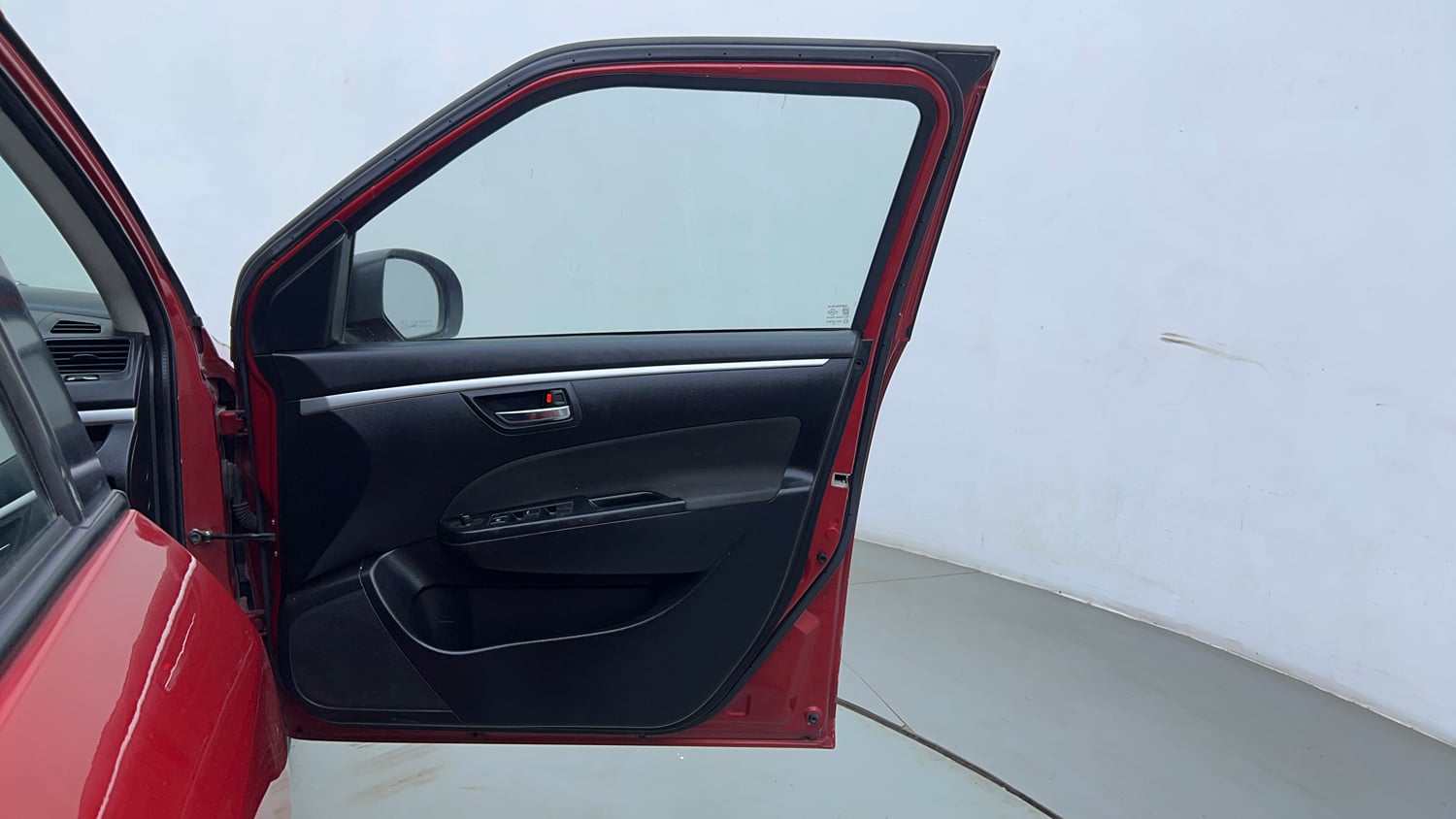 Used 2012 Maruti Suzuki Swift VXi Petrol Manual interior RIGHT FRONT DOOR OPEN VIEW