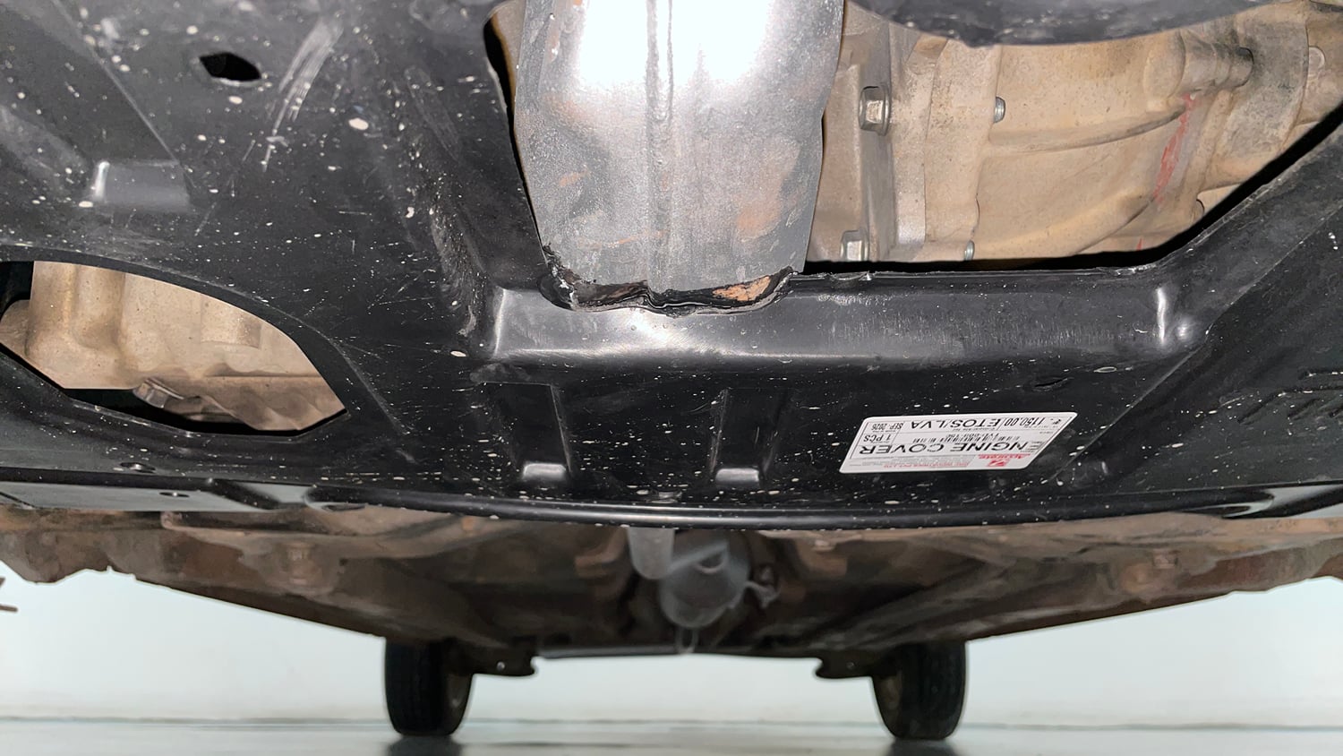 Used 2013 Toyota Etios V Petrol Manual extra FRONT LEFT UNDERBODY VIEW