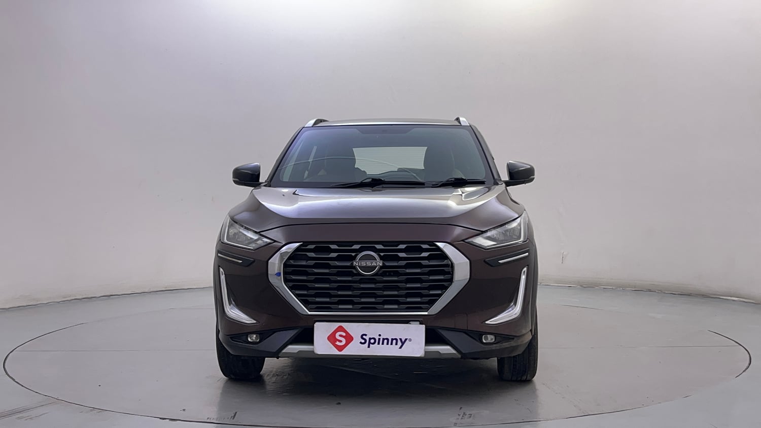 Used 2022 Nissan Magnite XV Turbo CVT Dual Tone Petrol Automatic exterior FRONT VIEW