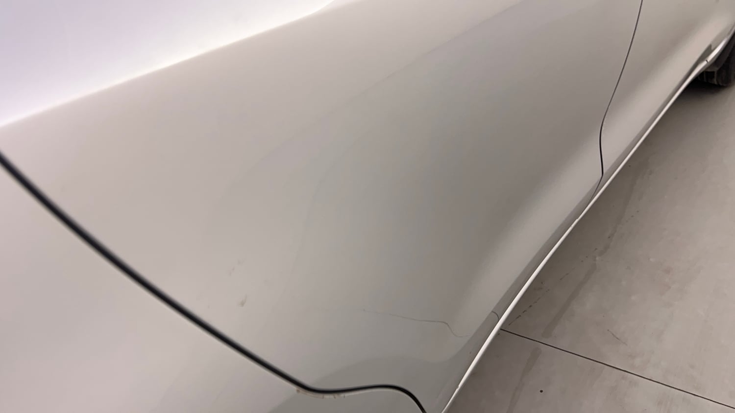 Used 2019 Maruti Suzuki Swift ZXi AMT Petrol Automatic dents MINOR SCRATCH