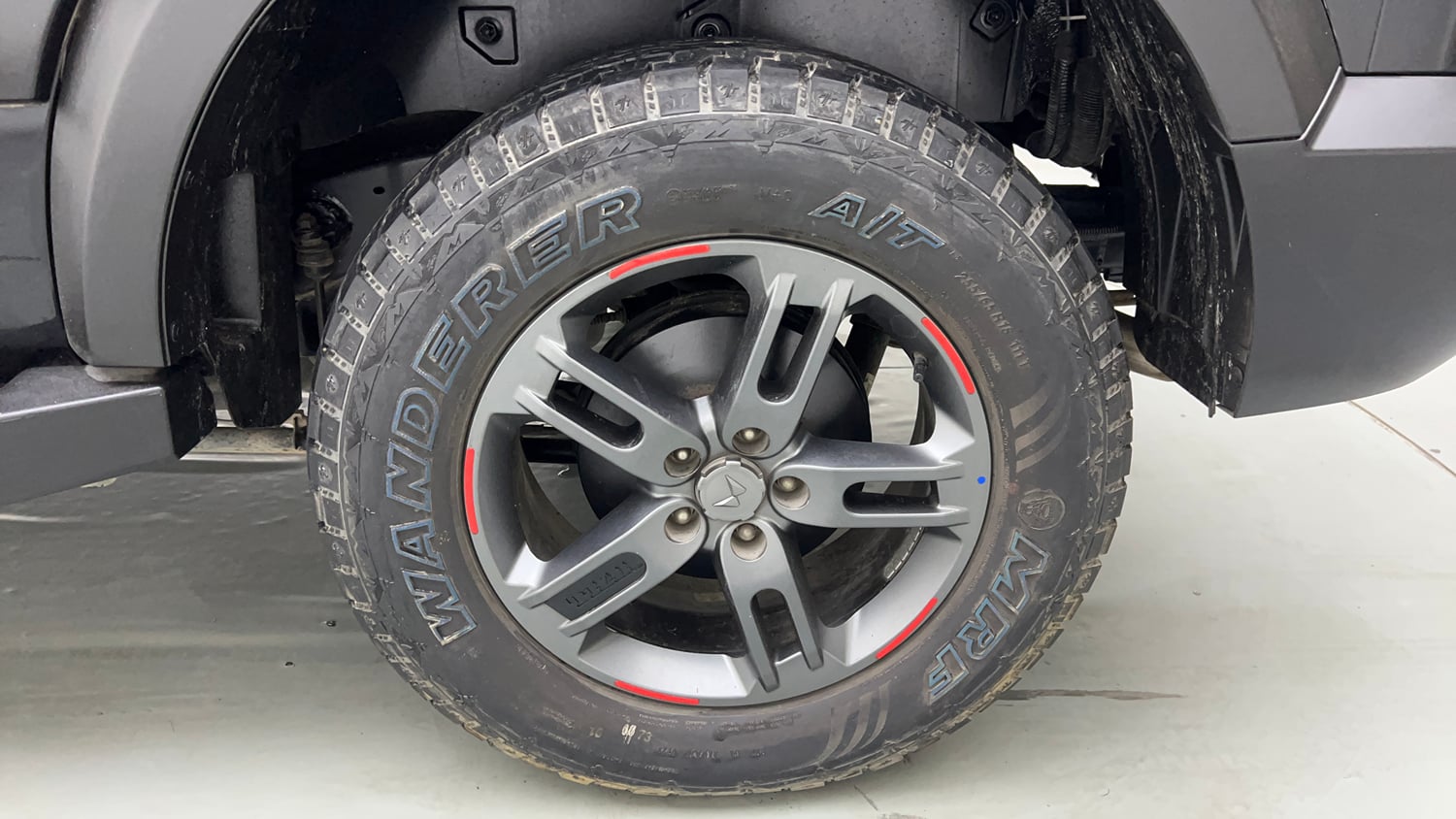 Used 2023 Mahindra Thar LX Hard Top Petrol AT 4WD Petrol Automatic tyres LEFT REAR TYRE RIM VIEW