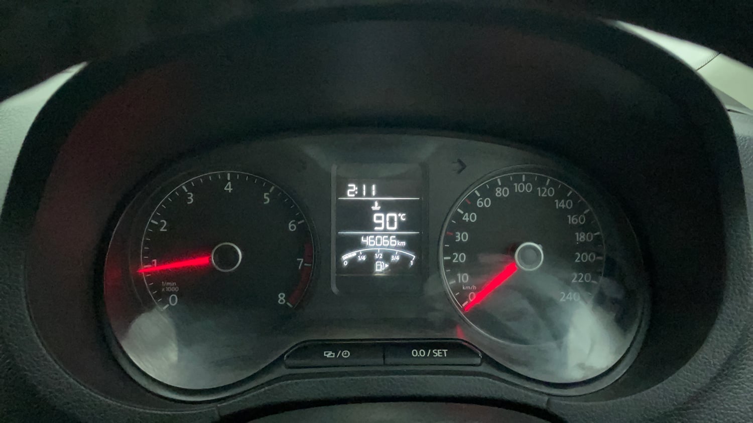 Used 2017 Volkswagen Polo Comfortline 1.2L (P) Petrol Manual interior CLUSTERMETER VIEW