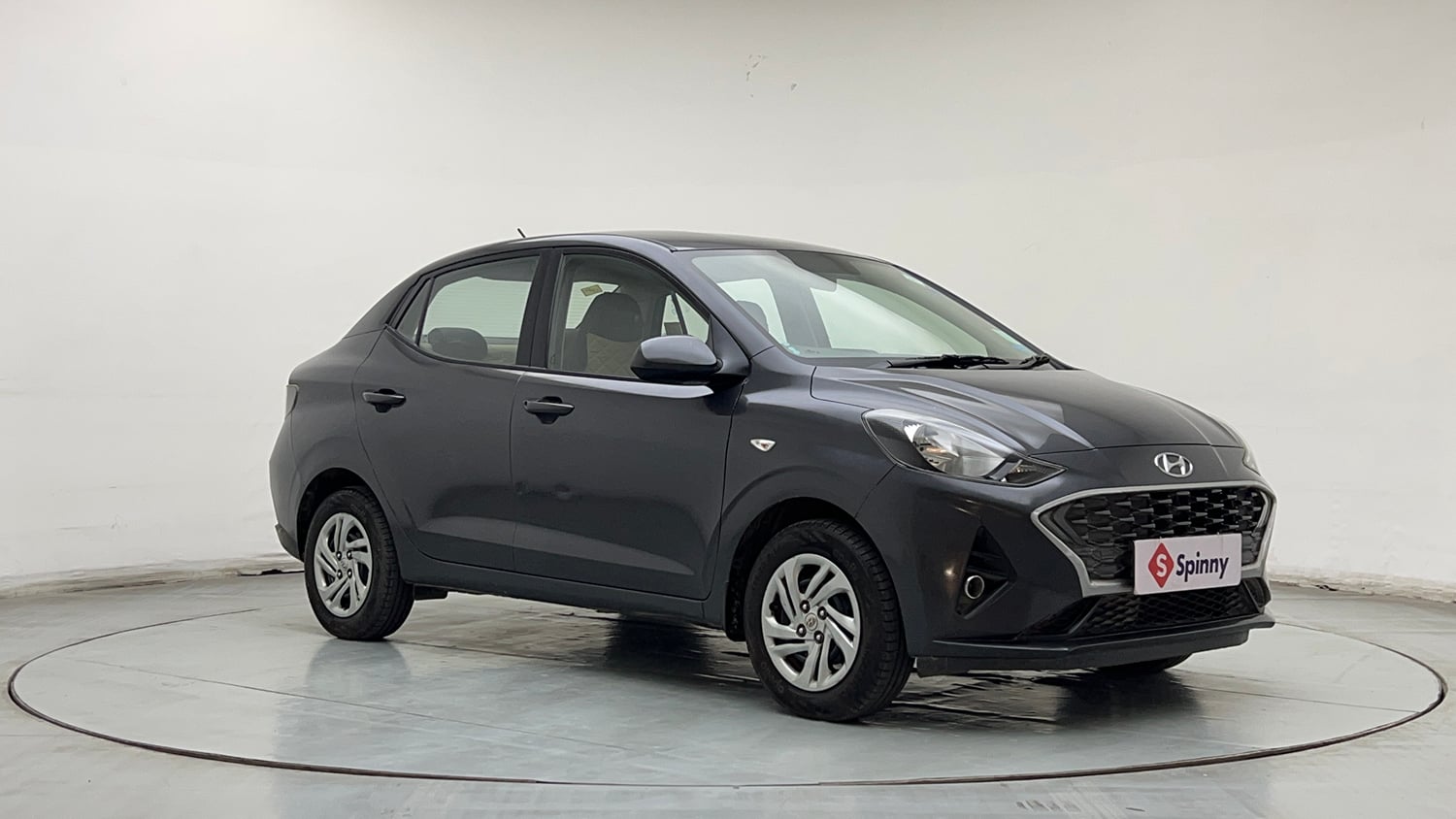 Used 2021 Hyundai Aura S 1.2 CNG Cng Manual exterior RIGHT FRONT CORNER VIEW