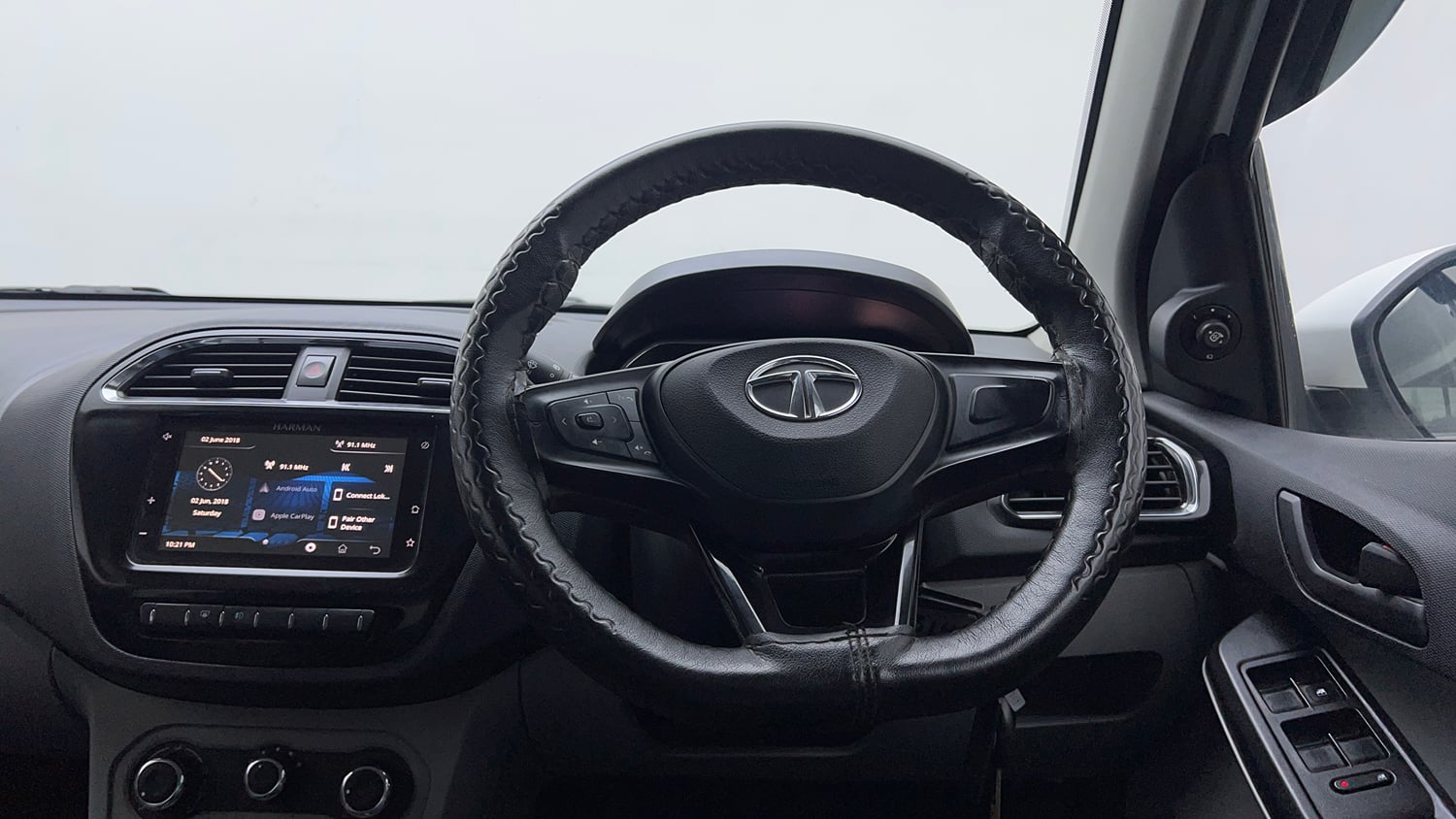 Used 2021 Tata Tiago XZ Petrol Manual interior STEERING VIEW