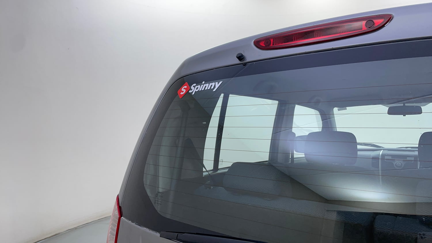 Used 2012 Maruti Suzuki Wagon R 1.0 VXi Petrol Manual top_features Rear defogger