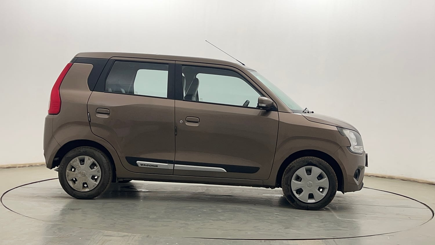Used 2019 Maruti Suzuki Wagon R ZXi 1.2 AMT Petrol Automatic exterior RIGHT SIDE VIEW