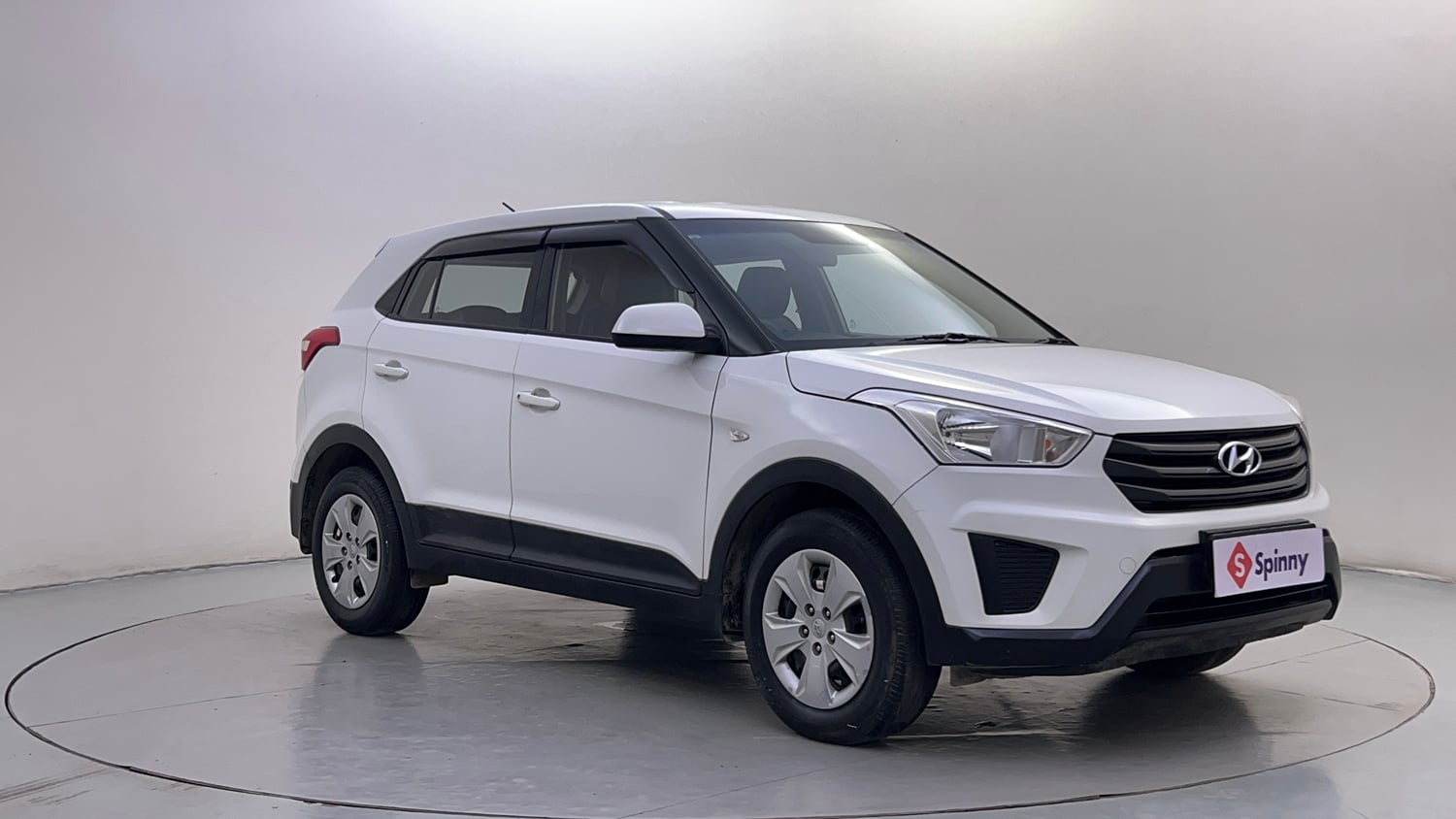 Used 2016 Hyundai Creta 1.6 Base Petrol Petrol Manual exterior RIGHT FRONT CORNER VIEW