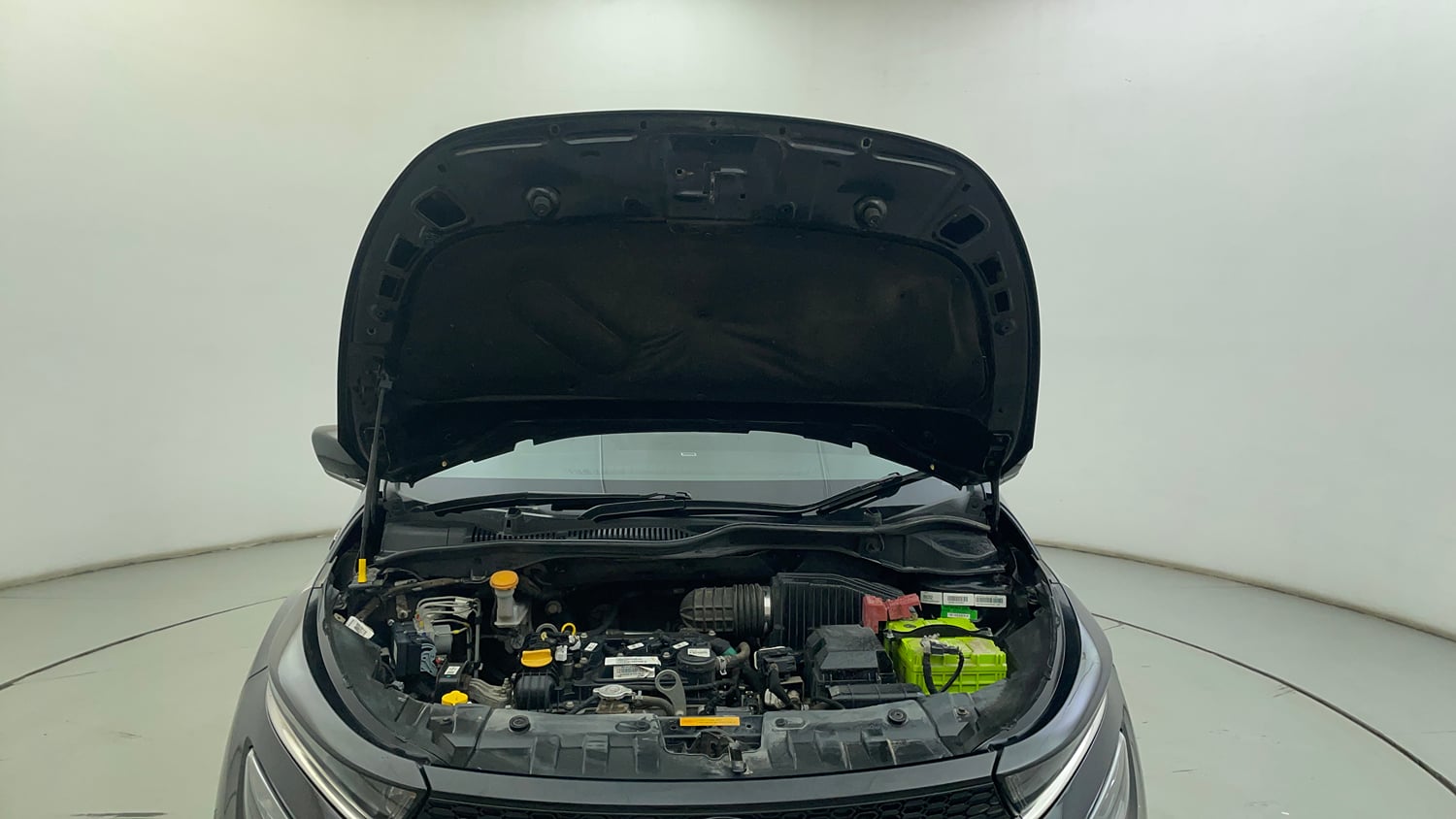 Used 2022 Tata Altroz XZ Plus Petrol Dark Edition Petrol Manual engine ENGINE & BONNET OPEN FRONT VIEW
