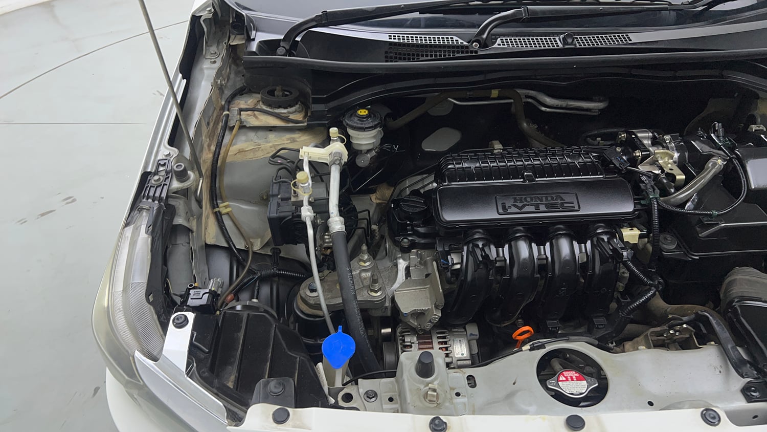 Used 2019 Honda Amaze 1.2 S CVT Petrol Petrol Automatic engine ENGINE RIGHT SIDE VIEW