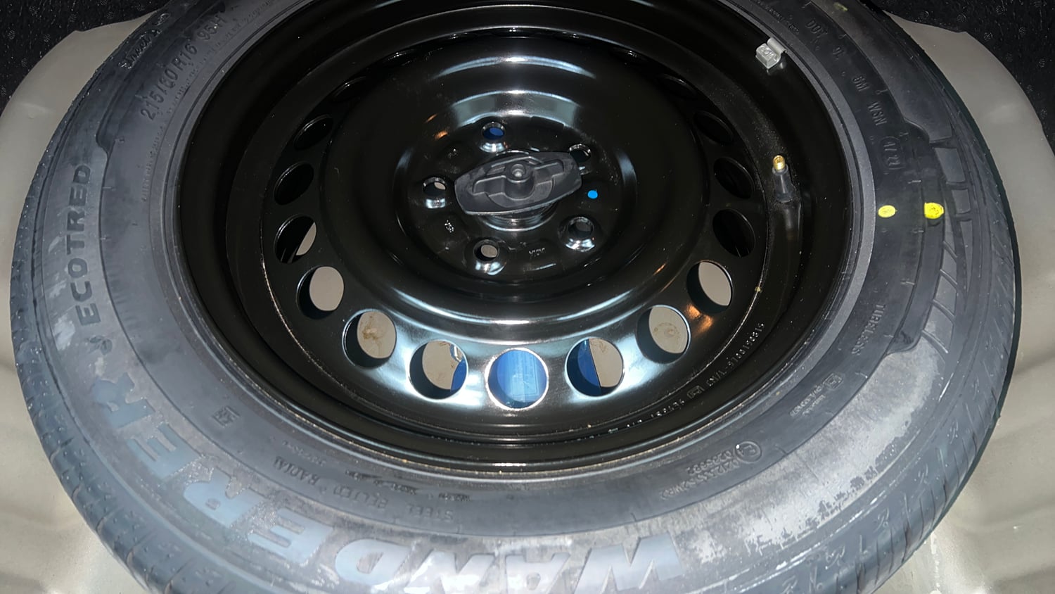 Used 2023 Maruti Suzuki Brezza ZXi Plus AT Petrol Automatic tyres SPARE TYRE VIEW