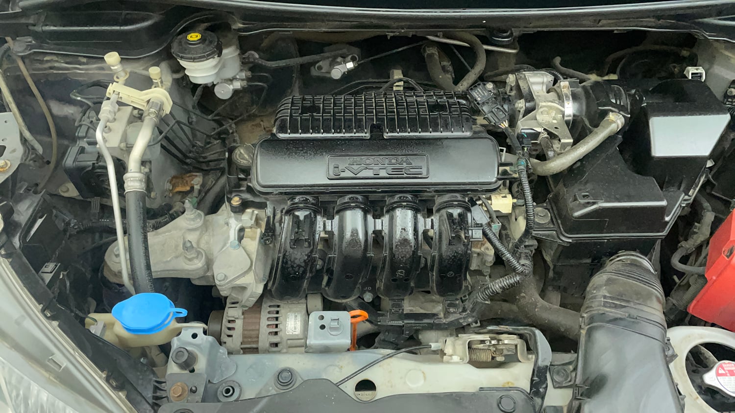 Used 2018 Honda Jazz V Petrol Petrol Manual engine ENGINE RIGHT SIDE VIEW
