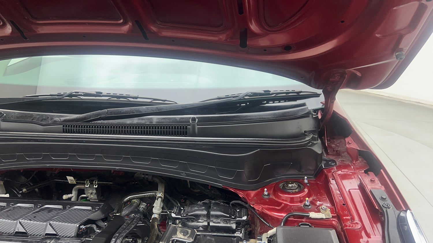 Used 2022 kia Seltos HTX 1.5 IVT Petrol Automatic engine ENGINE LEFT SIDE HINGE & APRON VIEW