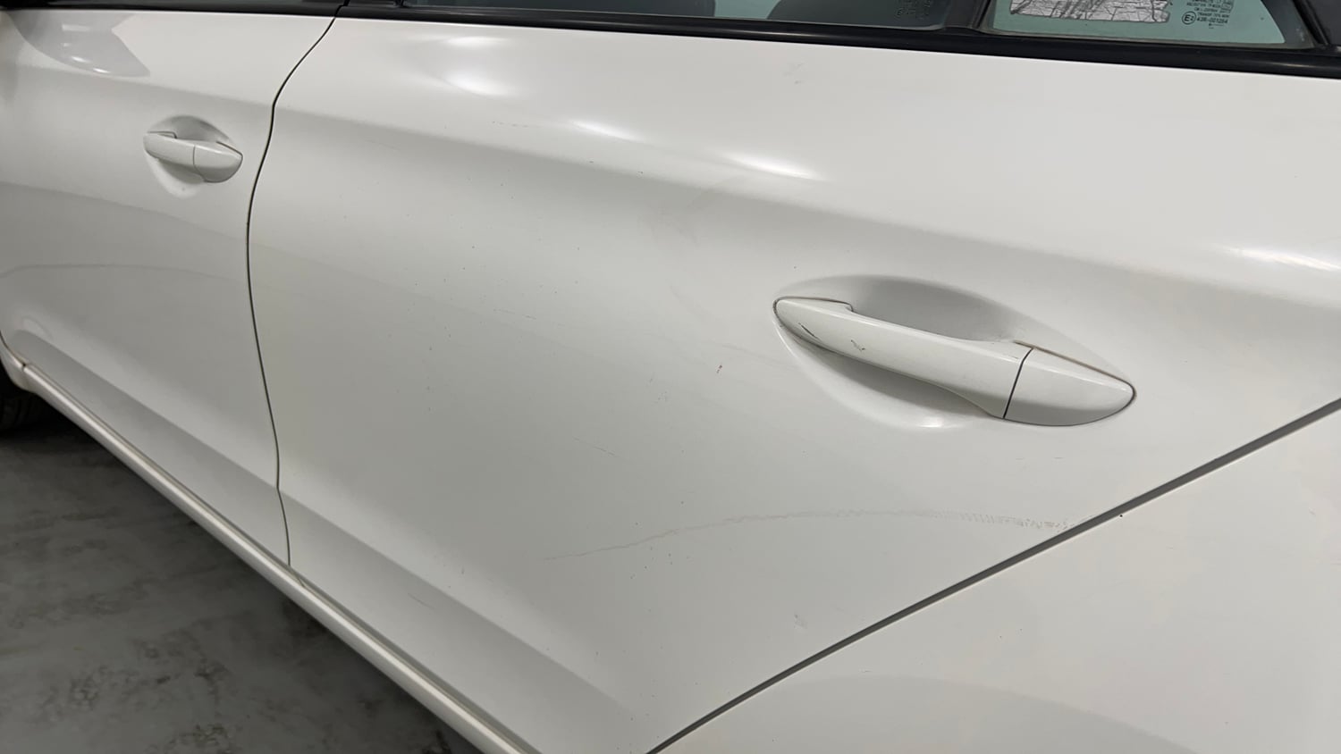 Used 2018 Hyundai Elite i20 Asta 1.2 Petrol Manual dents MINOR SCRATCH