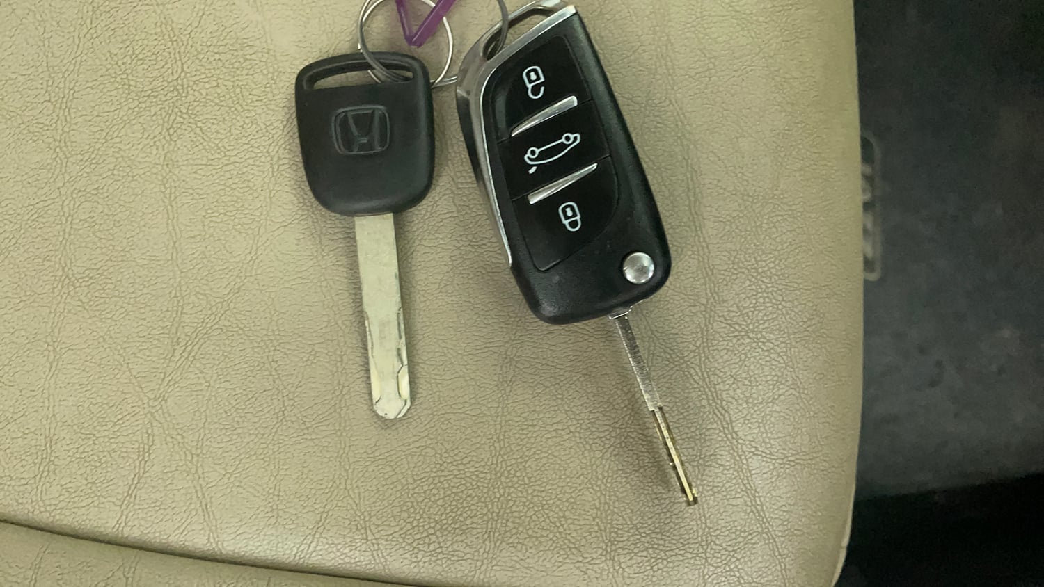 Used 2018 Honda Jazz V Petrol Petrol Manual extra CAR KEY VIEW