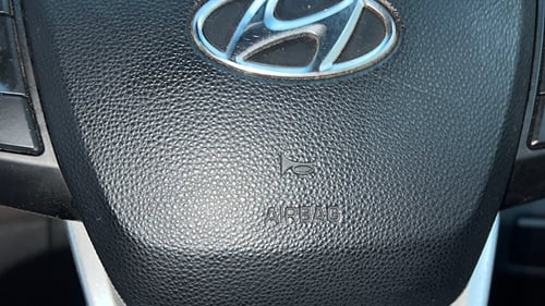Used 2018 Hyundai Creta SX 1.6 Petrol Petrol Manual top_features Airbags