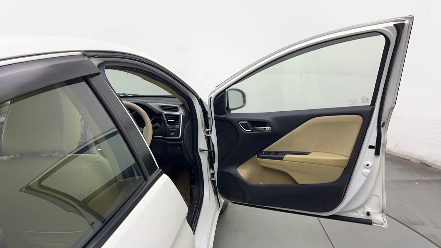 Used 2022 Honda City 4th Generation V Petrol Petrol Manual interior RIGHT FRONT DOOR OPEN VIEW