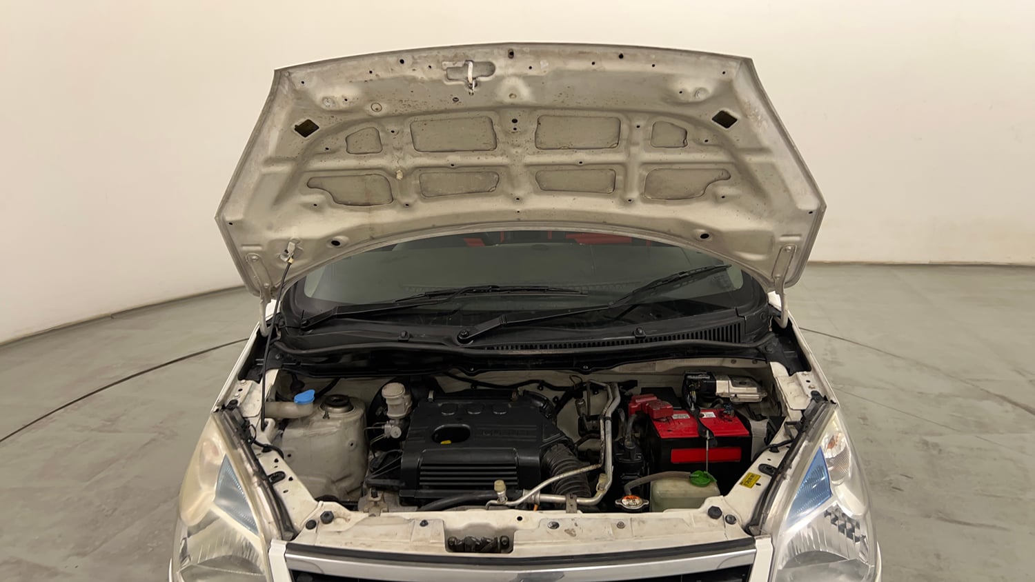 Used 2016 Maruti Suzuki Wagon R 1.0 VXI AMT Petrol Automatic engine ENGINE & BONNET OPEN FRONT VIEW