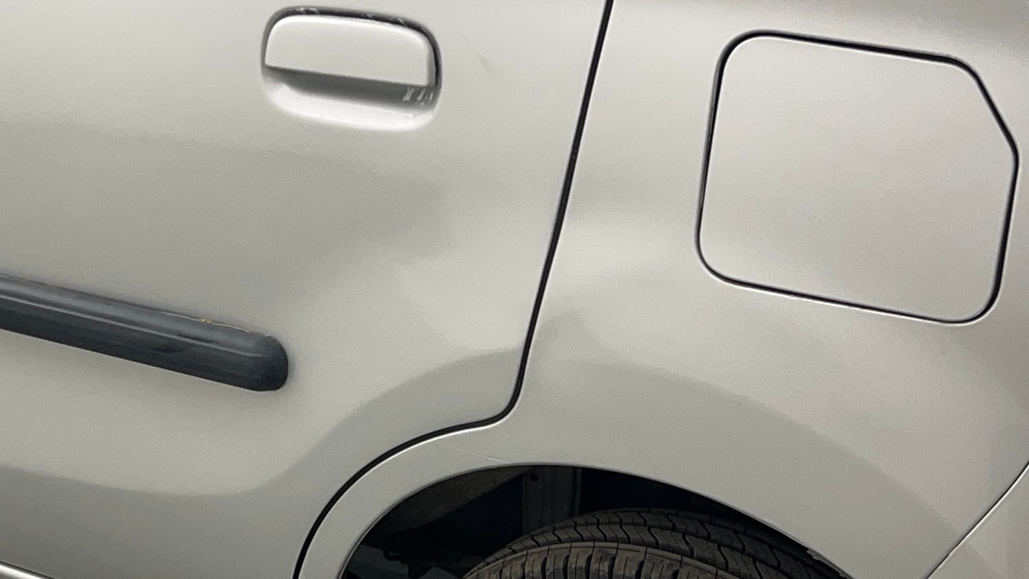 Used 2013 Maruti Suzuki Alto 800 Lxi Petrol Manual dents MINOR DENT