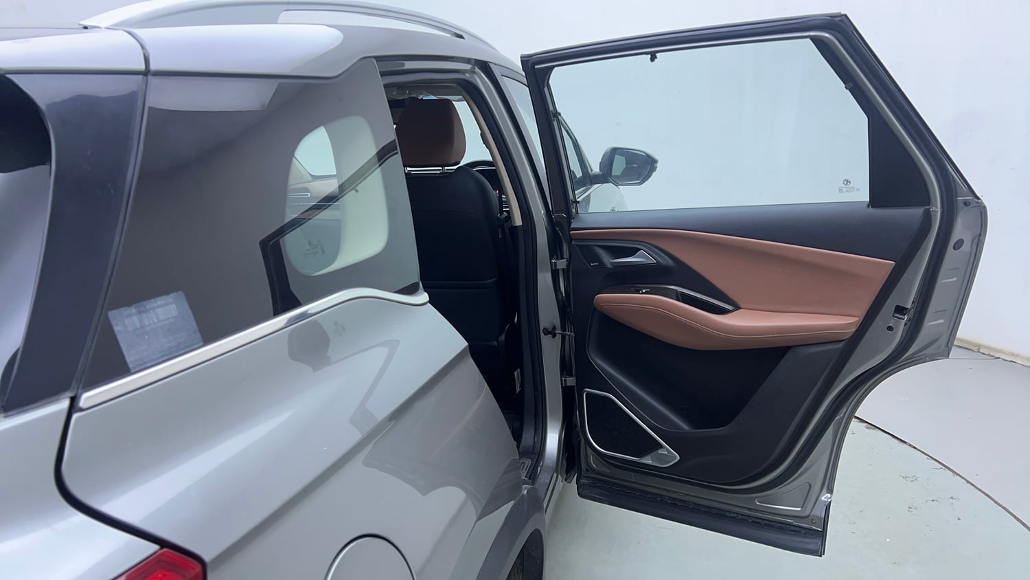 Used 2023 MG Motors Hector Plus Savvy Pro 1.5 Turbo Petrol CVT 7 STR Petrol Automatic interior RIGHT REAR DOOR OPEN VIEW