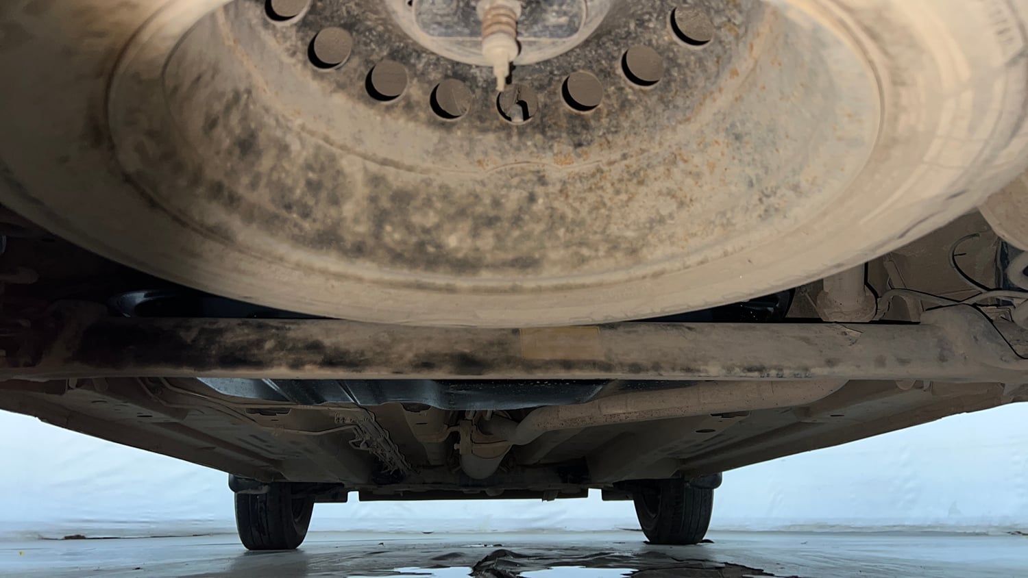 Used 2023 Tata Punch Pure iCNG Cng Manual extra REAR UNDERBODY VIEW (TAKEN FROM REAR)