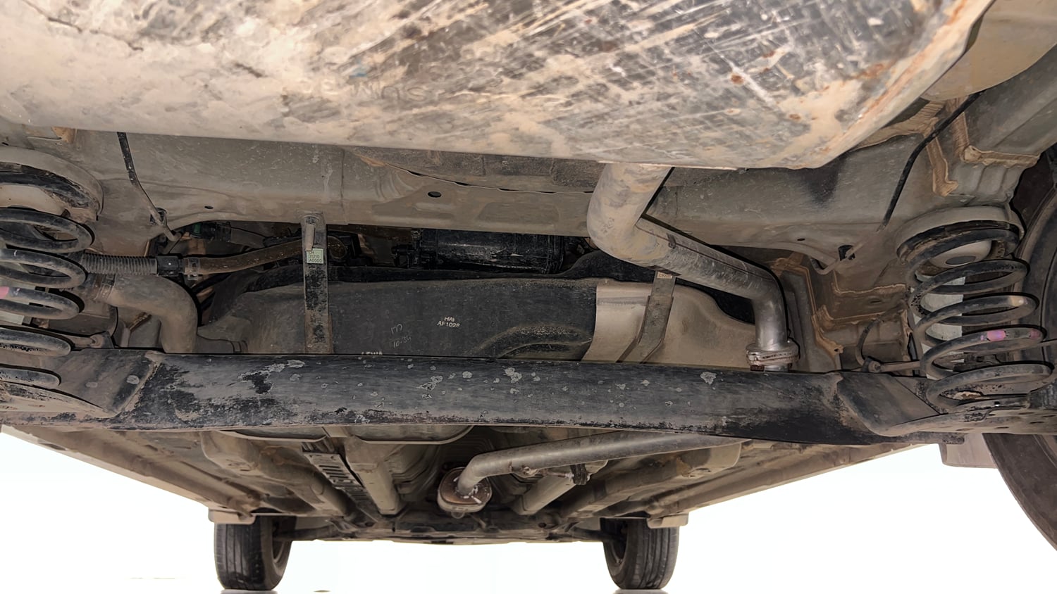 Used 2016 Hyundai Creta 1.6 Base Petrol Petrol Manual extra REAR UNDERBODY VIEW (TAKEN FROM REAR)