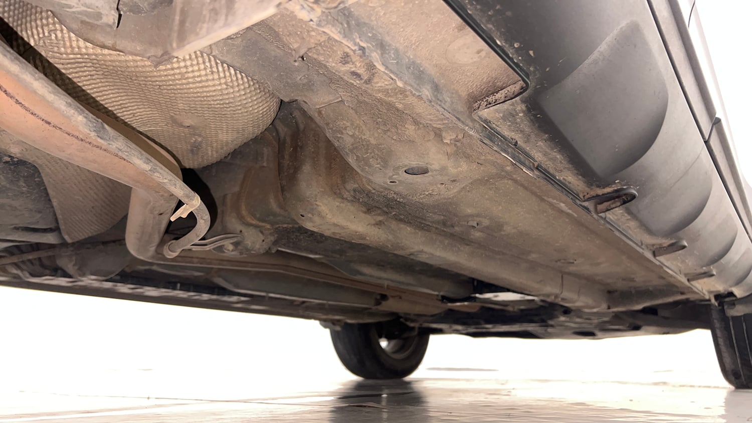 Used 2022 Hyundai Venue SX 1.5 CRDi Diesel Manual extra REAR RIGHT UNDERBODY VIEW