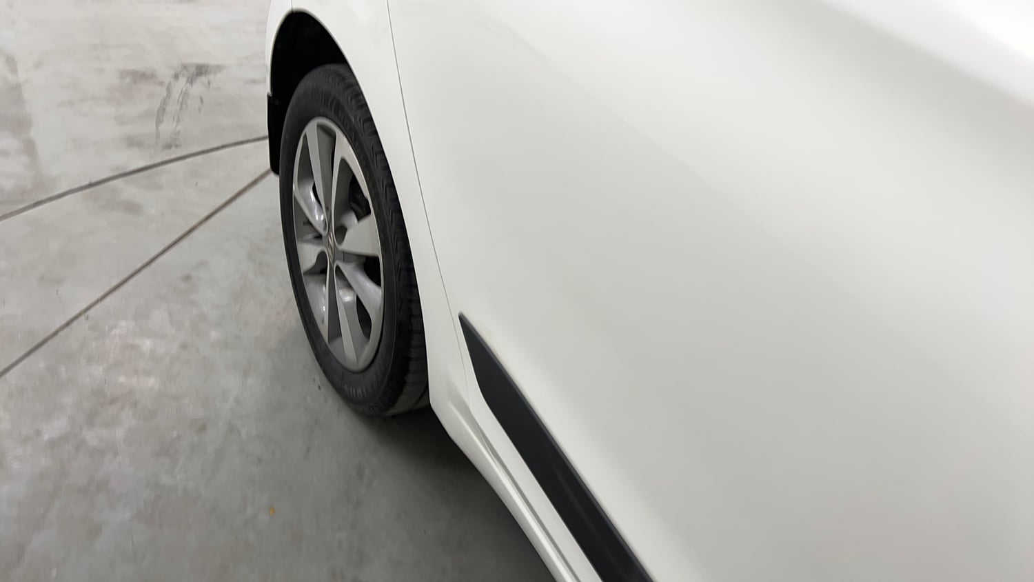 Used 2018 Hyundai Elite i20 Asta 1.2 (O) Petrol Manual dents MINOR SCRATCH