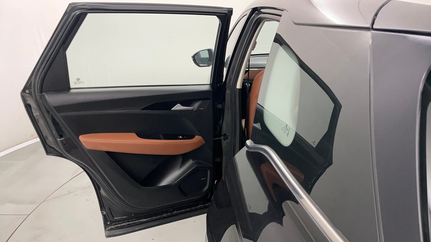 Used 2021 MG Motors Hector Plus Sharp 2.0 Diesel Turbo MT 6-STR Diesel Manual interior LEFT REAR DOOR OPEN VIEW