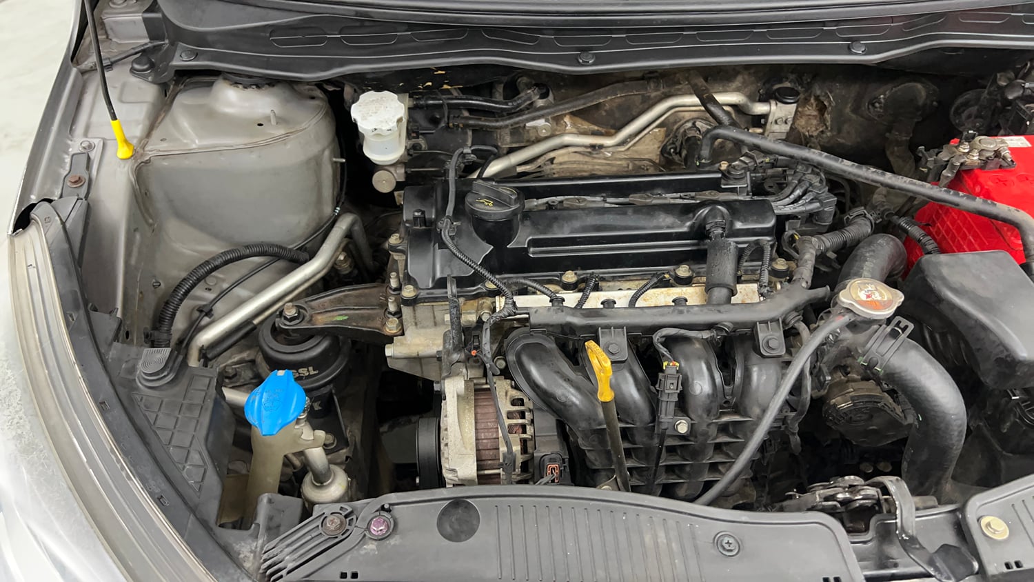 Used 2013 Hyundai i20 Sportz 1.2 Petrol Manual engine ENGINE RIGHT SIDE VIEW
