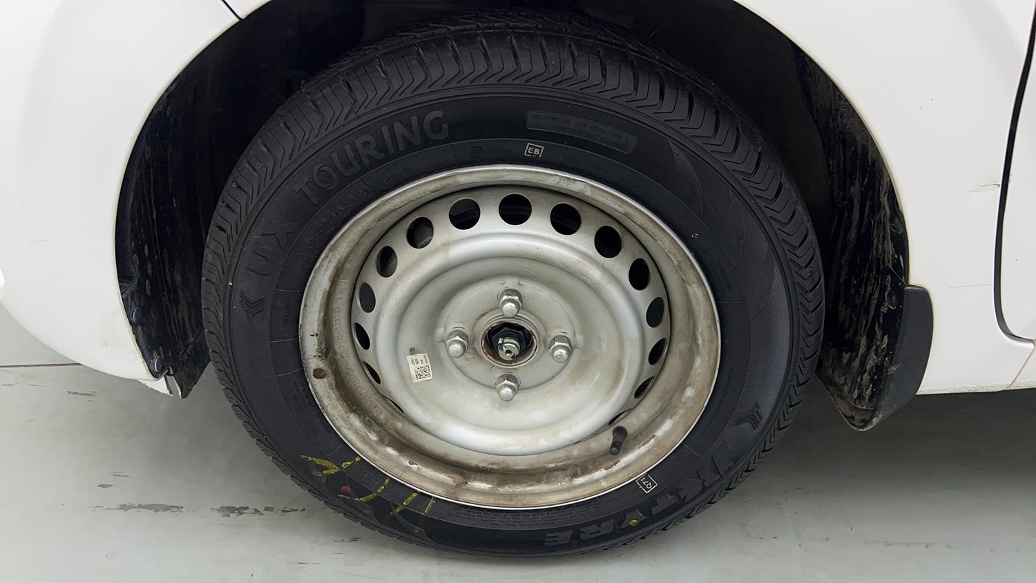 Used 2025 Hyundai Grand i10 Nios Era 1.2 Kappa Petrol Manual tyres LEFT FRONT TYRE RIM VIEW