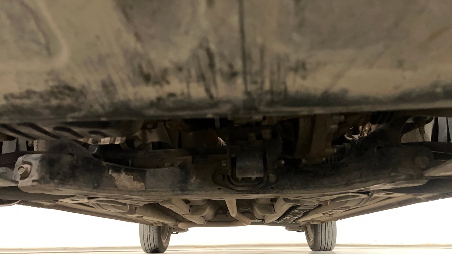 Used 2018 Hyundai Elite i20 Asta 1.2 Petrol Manual extra FRONT LEFT UNDERBODY VIEW