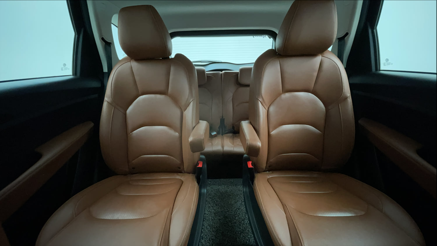 Used 2021 MG Motors Hector Plus Sharp 2.0 Diesel Turbo MT 6-STR Diesel Manual interior REAR SEAT CONDITION VIEW