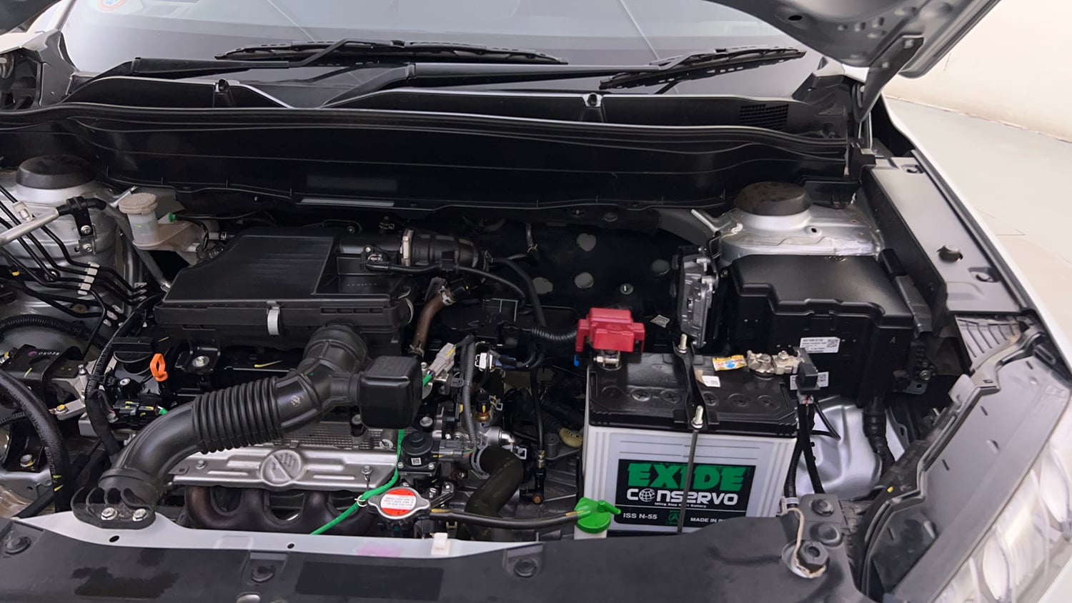 Used 2025 Maruti Suzuki Grand Vitara Delta Smart Hybrid Petrol Manual engine ENGINE LEFT SIDE HINGE & APRON VIEW
