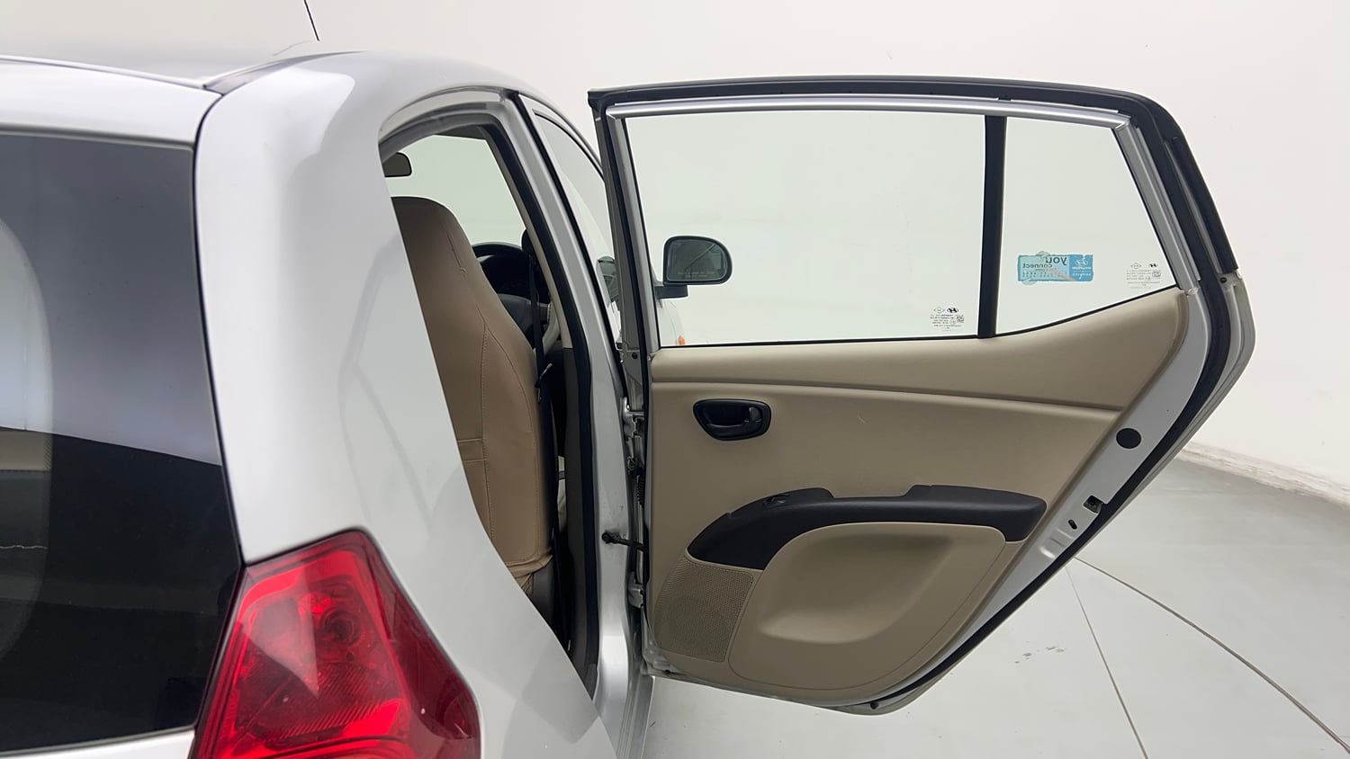 Used 2013 Hyundai i10 Magna 1.1 iRDE2 Petrol Manual interior RIGHT REAR DOOR OPEN VIEW