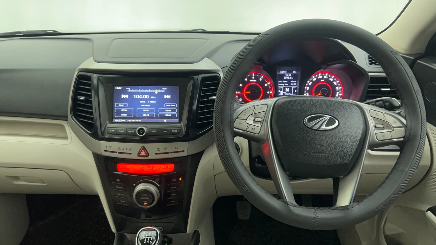 Used 2019 Mahindra XUV 300 1.2 W8 (O) Petrol Manual interior STEERING VIEW