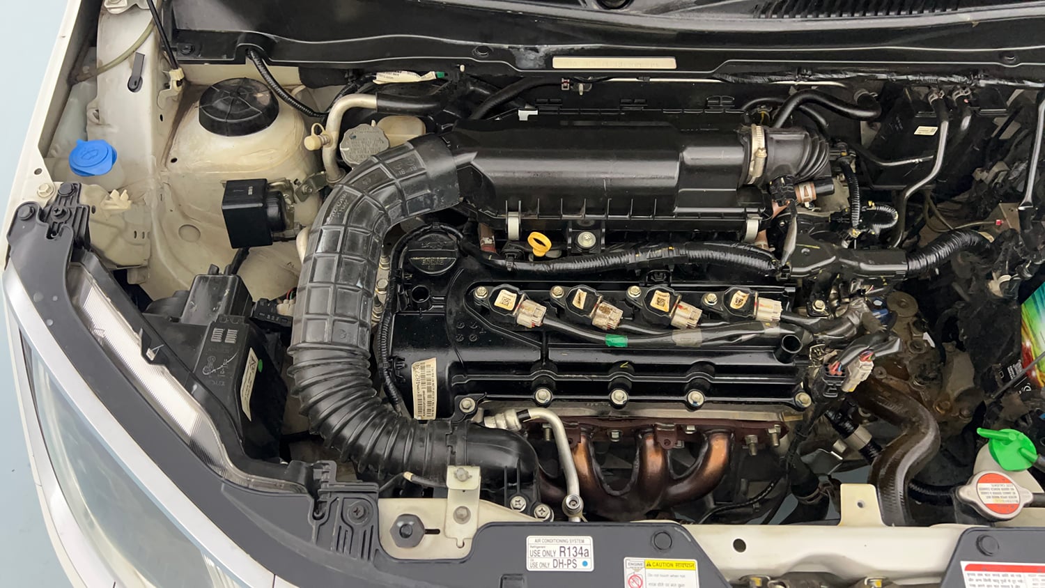 Used 2023 Maruti Suzuki Ignis Zeta 1.2 MT Petrol Manual engine ENGINE RIGHT SIDE VIEW
