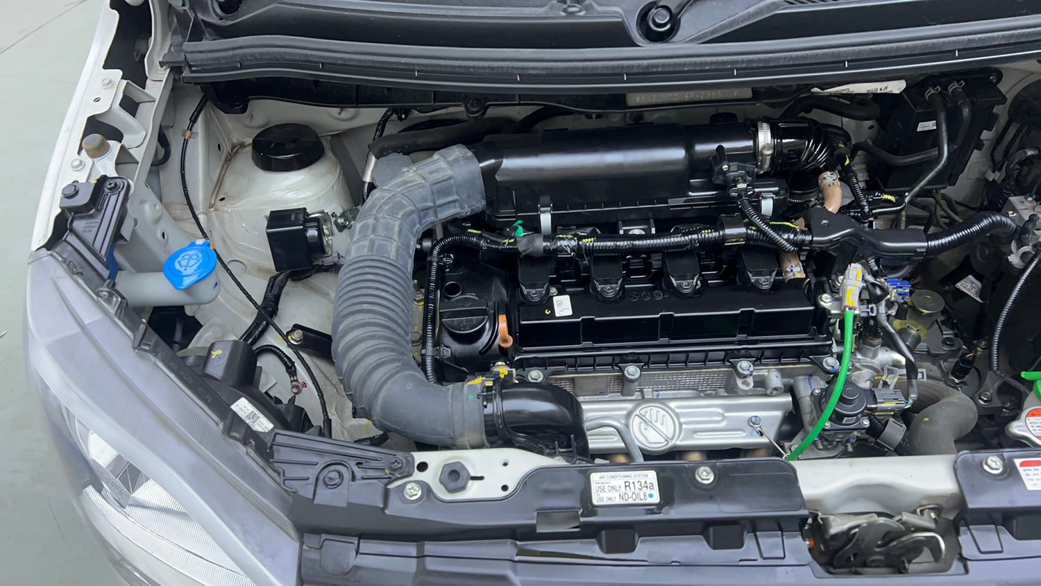 Used 2024 Maruti Suzuki Wagon R ZXI 1.2 Petrol Manual engine ENGINE RIGHT SIDE VIEW