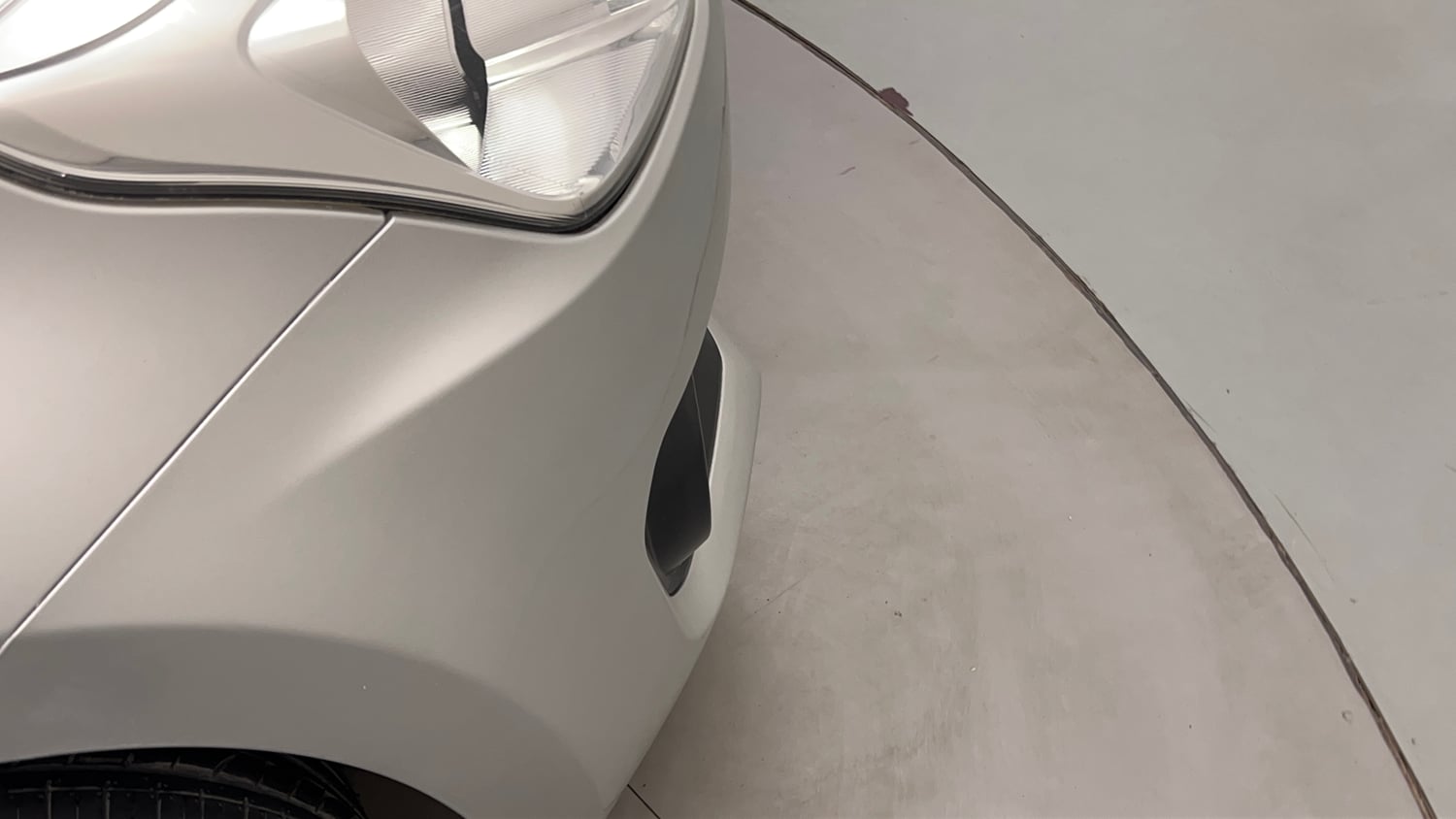 Used 2019 Maruti Suzuki Swift ZXi AMT Petrol Automatic dents MINOR SCRATCH