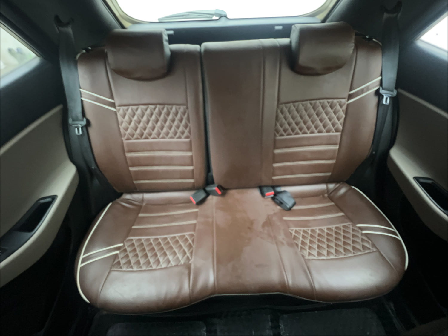 Used 2015 Hyundai Elite i20 Asta 1.2 Petrol Manual interior REAR SEAT CONDITION VIEW