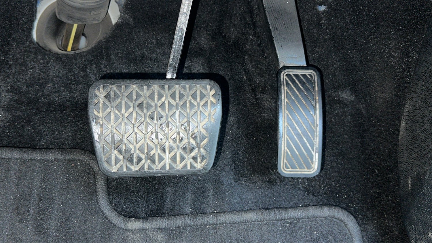 Used 2020 Ford EcoSport Titanium Plus 1.5L Ti-VCT AT Petrol Automatic interior PEDALS VIEW