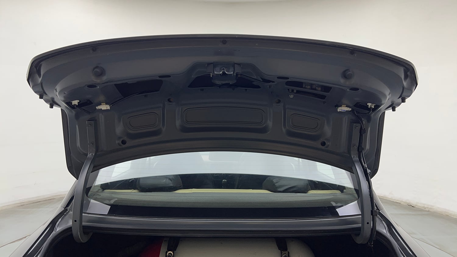 Used 2021 Hyundai Aura S 1.2 CNG Cng Manual interior DICKY DOOR OPEN VIEW