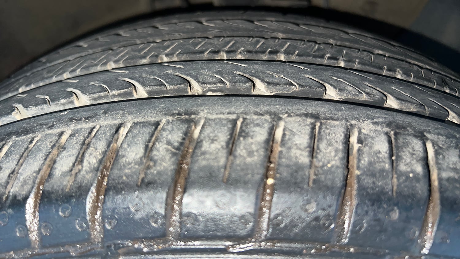 Used 2016 Hyundai i20 Active 1.2 S Petrol Manual tyres RIGHT FRONT TYRE TREAD VIEW