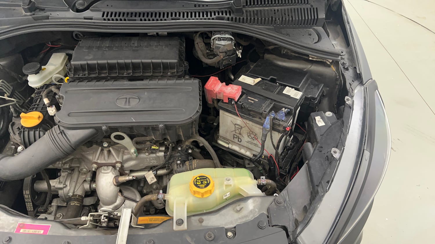Used 2025 Tata Tiago XM Petrol Manual engine ENGINE LEFT SIDE VIEW