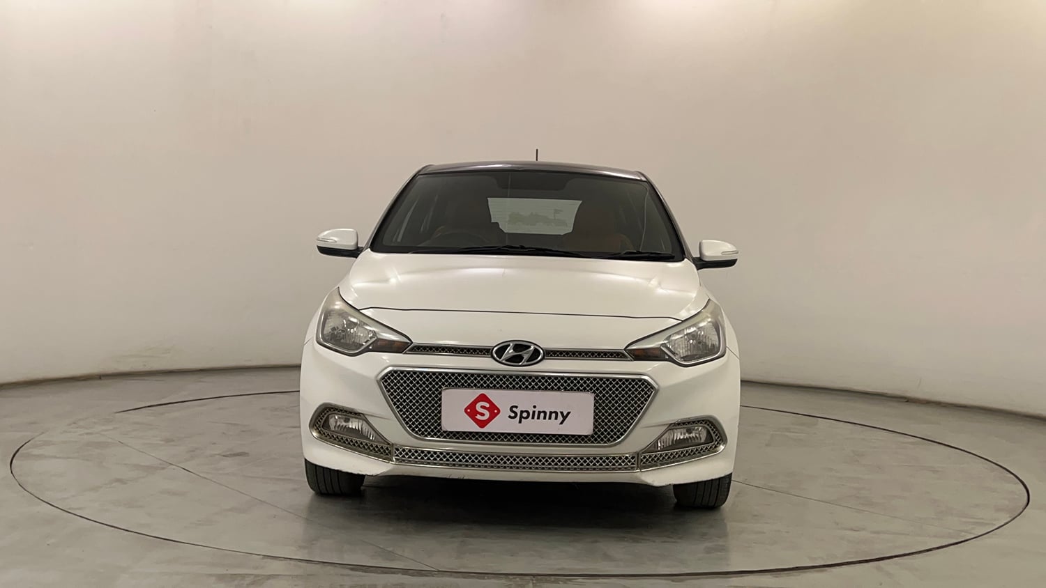 Used 2017 Hyundai Elite i20 Asta 1.2 Dual Tone Petrol Manual exterior FRONT VIEW