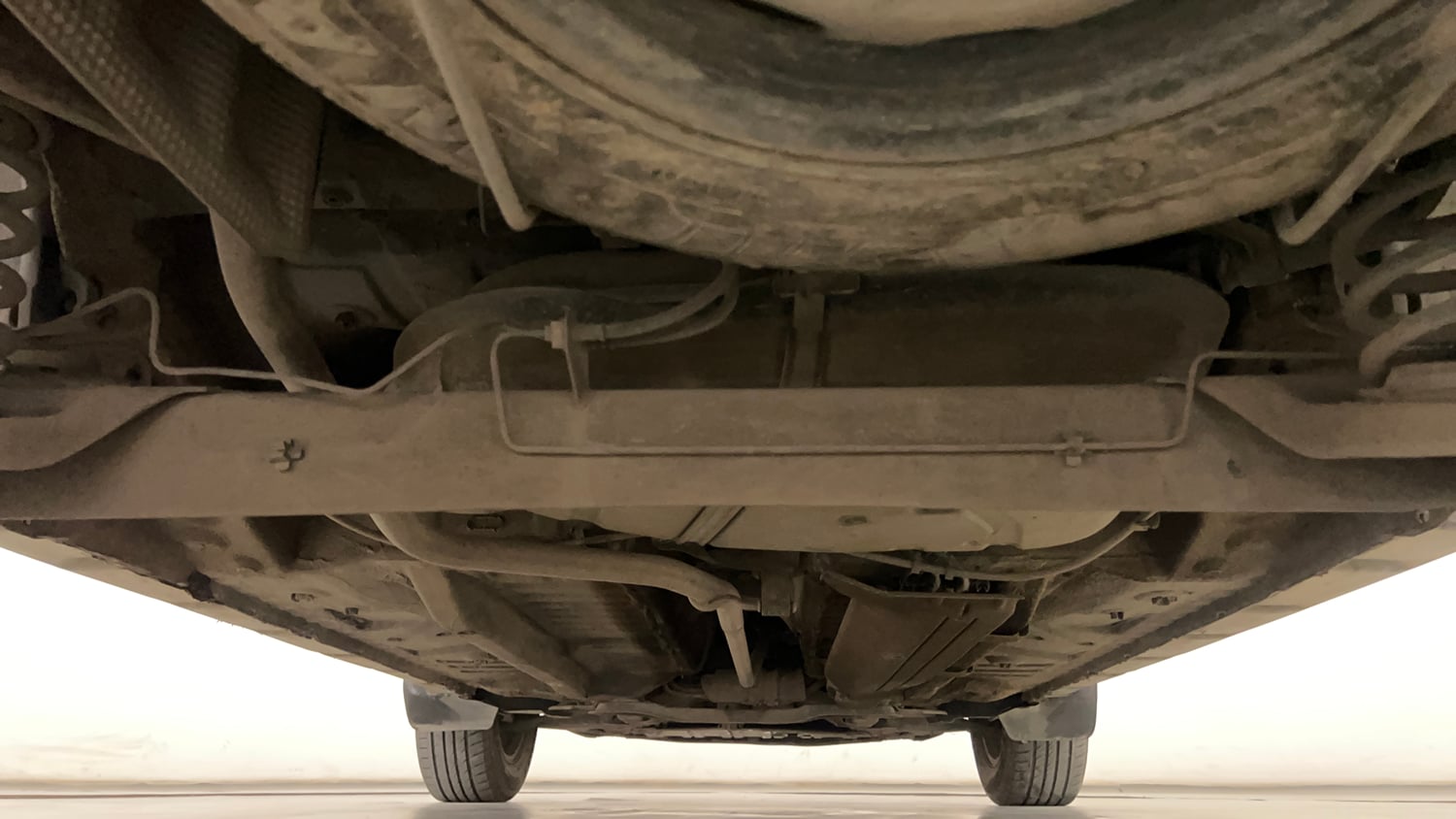 Used 2016 Renault Duster 85 PS RXZ 4X2 MT Diesel Manual extra REAR UNDERBODY VIEW (TAKEN FROM REAR)