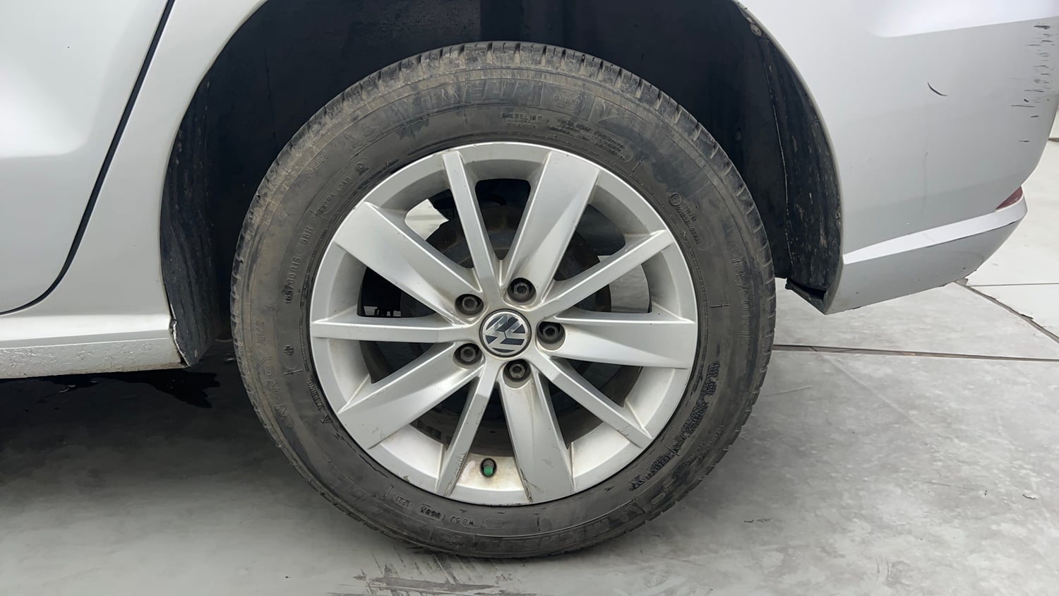 Used 2016 Volkswagen Ameo Highline1.2L (P) Petrol Manual tyres LEFT REAR TYRE RIM VIEW
