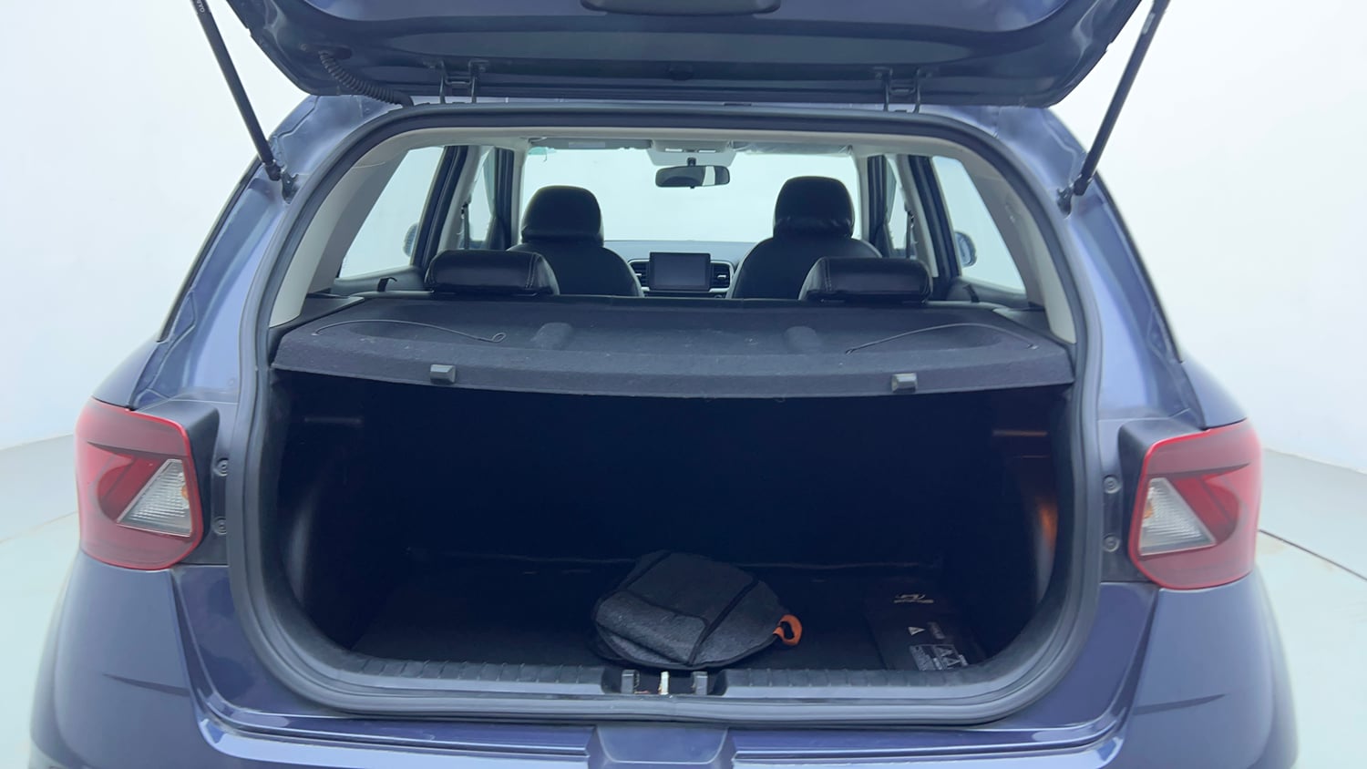 Used 2019 hyundai Venue SX 1.0 Turbo Petrol Petrol Manual interior DICKY INSIDE VIEW