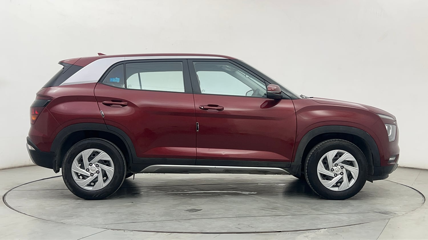Used 2022 Hyundai Creta EX 1.5 Petrol Petrol Manual exterior RIGHT SIDE VIEW