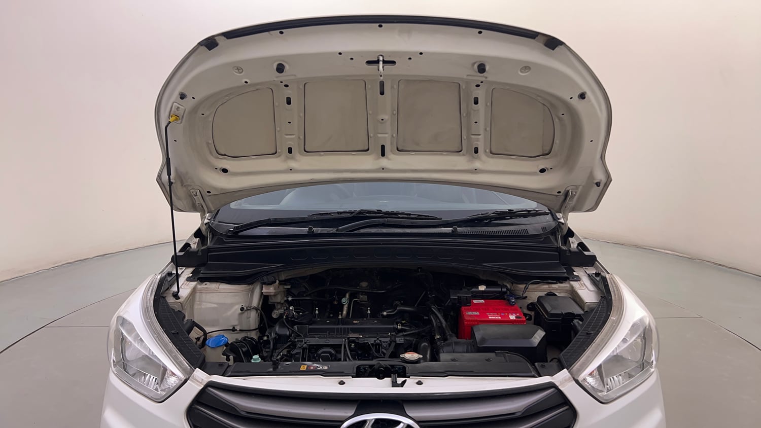 Used 2016 Hyundai Creta 1.6 Base Petrol Petrol Manual engine ENGINE & BONNET OPEN FRONT VIEW